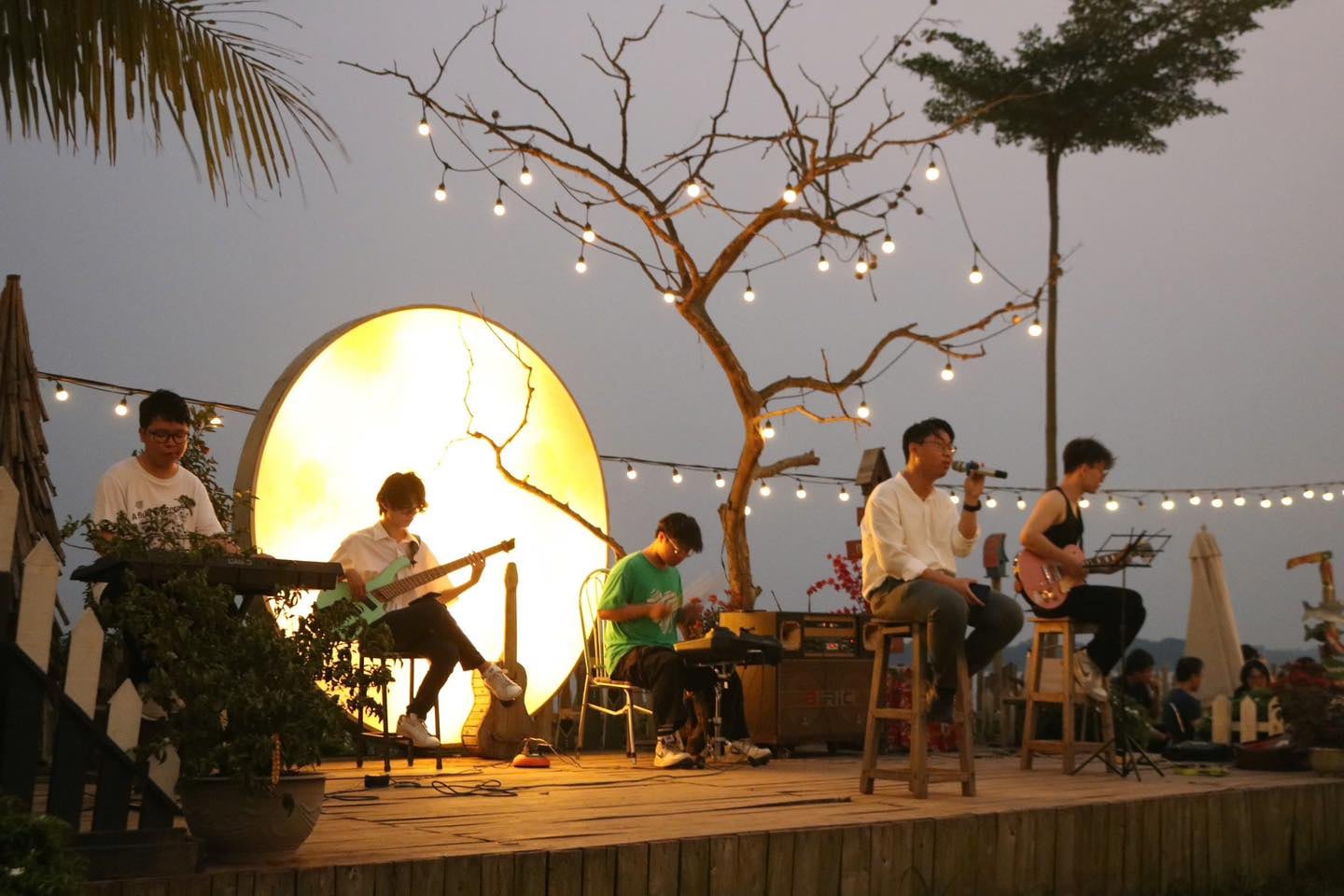 Đêm nhạc acoustic 